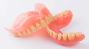 دندان مصنوعی متحرک کامل