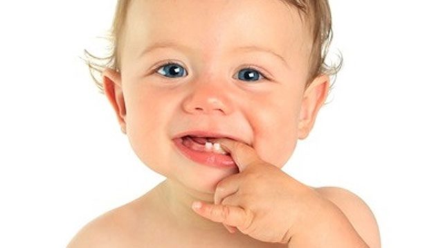 اولین دندان شیری