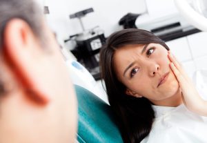 علائم نیاز دندان به روت کانال چیست؟