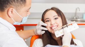 تاثیر پرداخت سطح بر رنگ کامپوزیت دندان